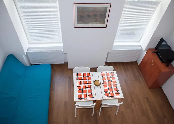 Appartement Downtown Csengery 10