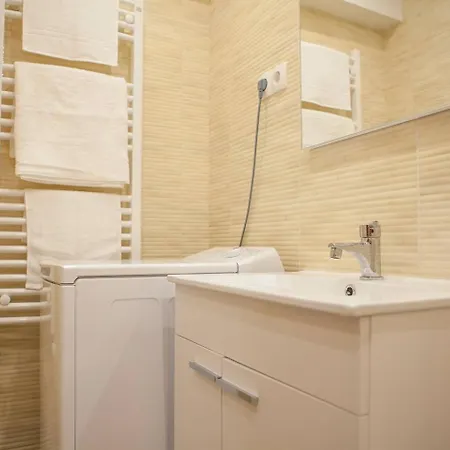 Appartement Downtown Csengery 10
