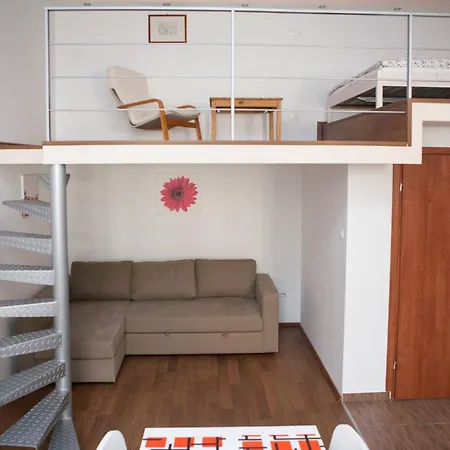 아파트 Downtown Csengery 10 부다페스트