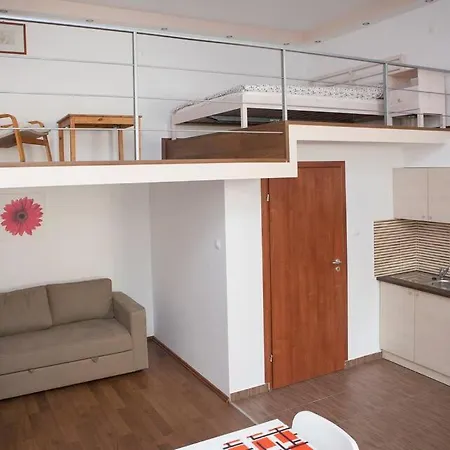 Downtown Csengery 10 *